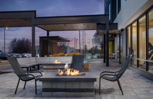 Liverpool Hotel | Home2 Suites By Hilton Syracuse Liverpool Airport Area