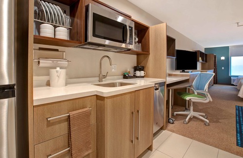 Loves Park Hotel | Home2 Suites by Hilton Loves Park Rockford