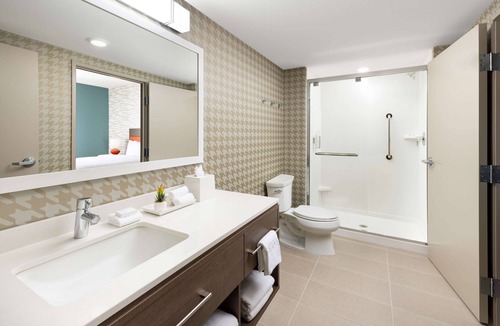 North Scottsdale Hotel | Home2 Suites by Hilton Scottsdale North