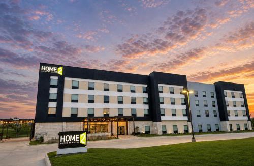 Greenwich Hotel | Home2 Suites by Hilton Wichita Northeast