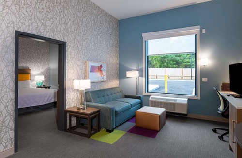 Raynham Hotel | Home2 Suites Raynham/Taunton, MA
