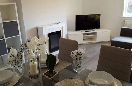 East Kilbride Apartment | Home2Home- Fleming Place
