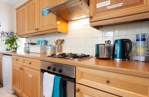 Southfield House | Home2Home-Rooms