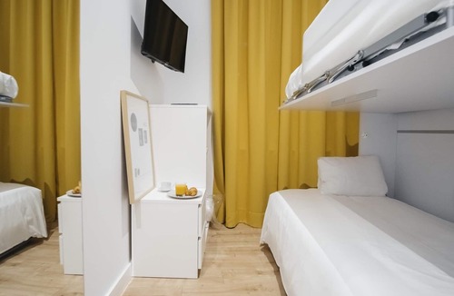 Chueca Apartment | HOMEABOUT CIBELES APARTMENT II