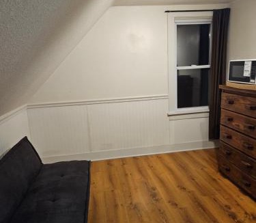 Middletown House | HomeAwayFromHomeMassena