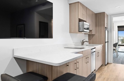 Scarborough Apartment | HomeAwhile