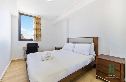 Homebush Apartment | Homebush EventHub Contemporary 2B2B Apt