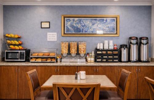Wetmore Hotel | Homegate Studios & Suites San Antonio Medical Center