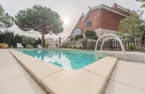 Sant Vicenc de Montalt Villa | HomeHolidaysRentals Gema