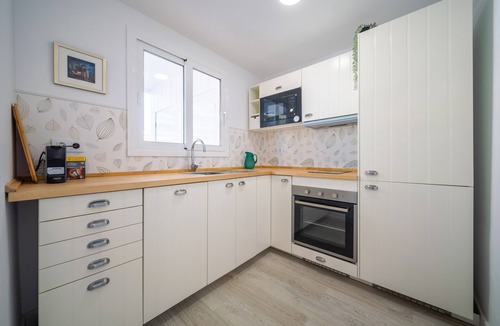 Malgrat de Mar Apartment | HomeHolidaysRentals Beach - Costa Barcelona