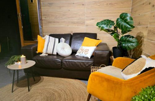 Neuilly-en-Thelle Apartment | Homelove Spa