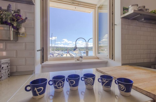 Primosten House | Homely beachfront stone house in the center with terrace & balcony