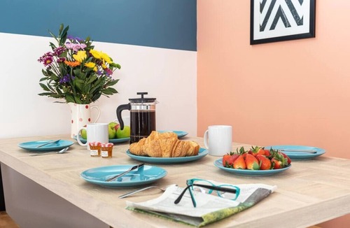 Lancaster Apartment | Homely City Apartment FREE PARKING