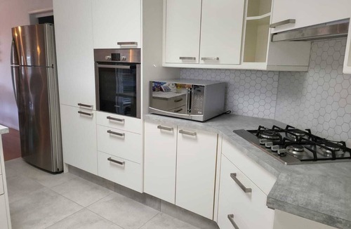 Geelong House | Homely Getaways In Belmont - 20% OFF