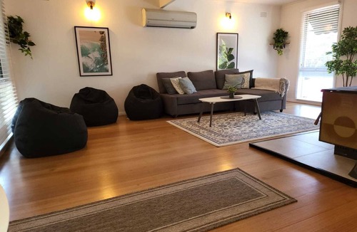 Geelong House | Homely Getaways In Belmont - 20% OFF