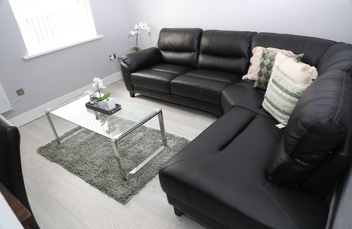 Acocks Green Apartment | Homely One Bedroom Apartment In Birmingham