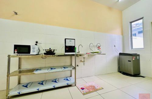 Bandar Sri Sendayan House | Homely, Secluded, Wi-Fi, Air-conditioned