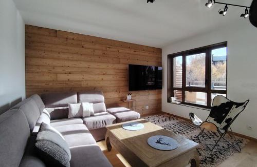 Eclose-Est Apartment | Homency - Residence L'Expression A22