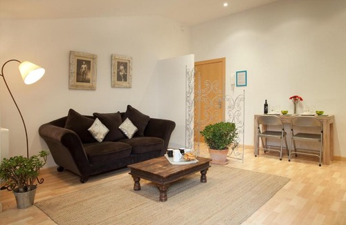 La Font de la Guatlla Apartment | Homenfun Barcelona Montjuic