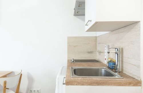 El Carmel Apartment | Homenfun Barcelona Studio Camp Nou II with terrace