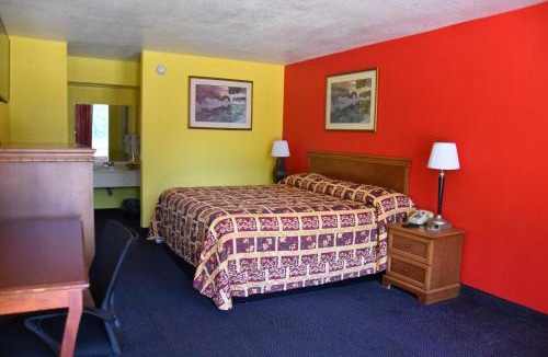 Jacksonville Hotel | Homeplace Inn