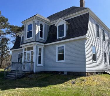 Lunenburg Hotel | Homeport Motel