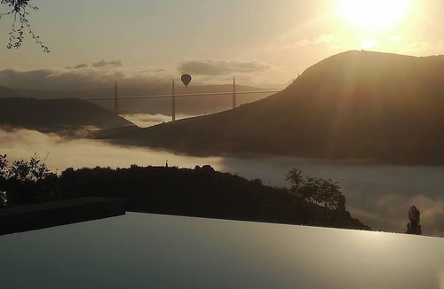 Saint-Georges-de-Luzencon House | Homerez - House, Saint-Georges.