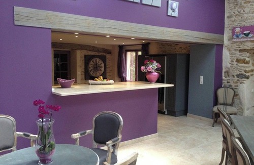 Les Houches House | Homerez - House-St-Georges-sur-B