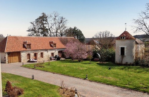 Les Houches House | Homerez - House Saint-Georges-sur-Baulche