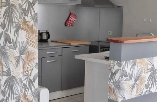 Saint-Hilaire-de-Chaleons House | Homerez - House in Saint-Hilaire-de-Chaléons