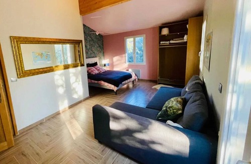 Plan-d'Aups-Sainte-Baume House | Homerez - House in Plan-d'Aups