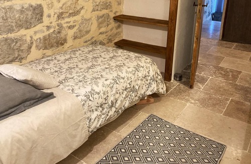 Saint-Andre-de-Cruzieres House | Homerez - Amazing house for 6 ppl. with shared pool at Saint-André-de-Cruzières