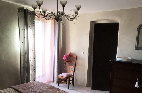 Saint-Andre-de-Cruzieres House | Homerez - Amazing house for 11 ppl. with shared pool at Saint-André-de-Cruzières