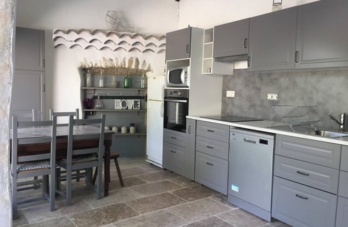 Saint-Andre-de-Cruzieres House | Homerez - House in Saint-André