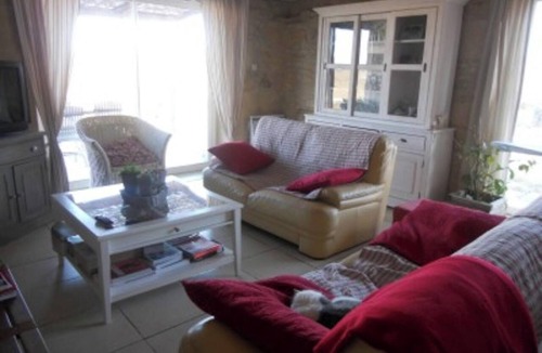 Saint-Vincent-Rive-d'Olt Villa | Homerez - Villa in Saint-Vincent-Rive-d'Olt