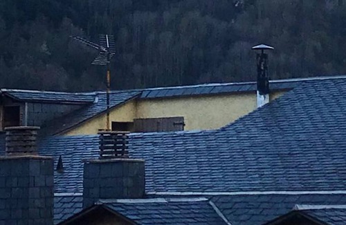 Benasque Apartment | Homerez - Amazing appartement for 4 ppl. with shared pool at Benasque
