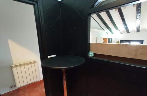 Logrono Historic Centre Apartment | Homerez - Amazing appartement for 6 ppl. with balcony at Logroño