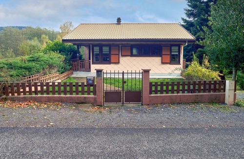 Pierre-Percee House | Homerez - Amazing house for 6 ppl. with terrace and balcony at Pierre-Percée