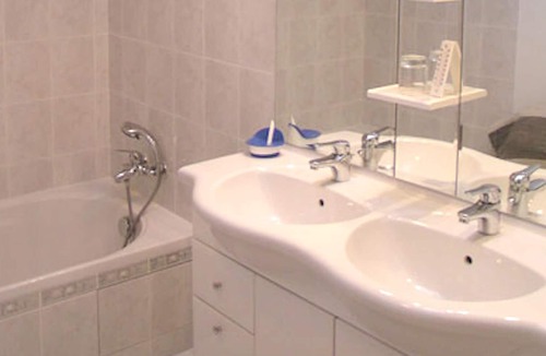 Braslou House | Homerez - Amazing house for 10 ppl. with terrace at Braslou