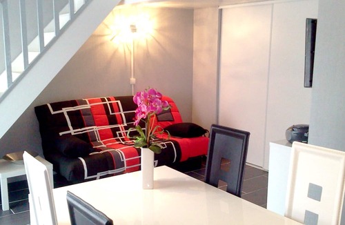 Rodes House | Homerez - Amazing house for 2 ppl. with terrace at Rodes