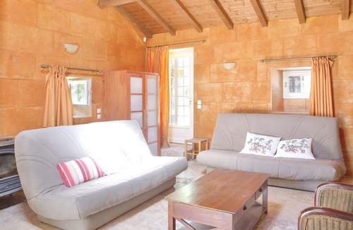 Chomerac House | Homerez - Amazing house for 8 ppl. with shared pool and terrace at Chomérac