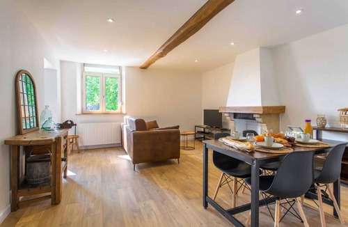 Amiens Apartment | Homerez - Amiens Apartment with Parking