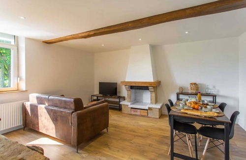 Amiens Apartment | Homerez - Amiens Apartment with Parking