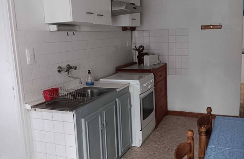 Saint-Martin-de-Hinx Apartment | Homerez - Apartment - Saint-Martin-de-Hinx