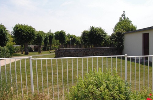 Montmartin-sur-Mer Apartment | Homerez - Apartment in Montmartin-sur-Mer