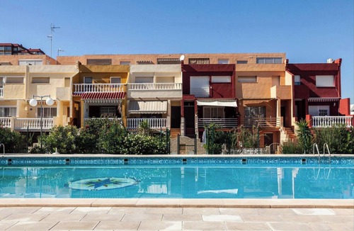 Playa Pobla de Farnals Apartment | Homerez - "Apartment with pool in Puebla de Farnáls"