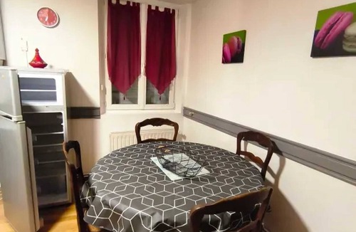 Romilly-sur-Seine Apartment | Homerez - Apartment Romilly-sur-Seine