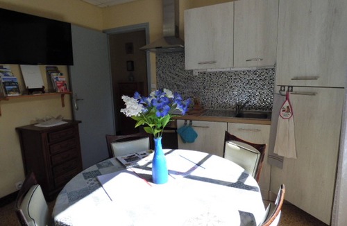 Arles-sur-Tech Apartment | Homerez - Apartment Arles-sur-Tech