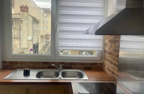 Vaugueux Apartment | Homerez - Apartment Caen historic centre