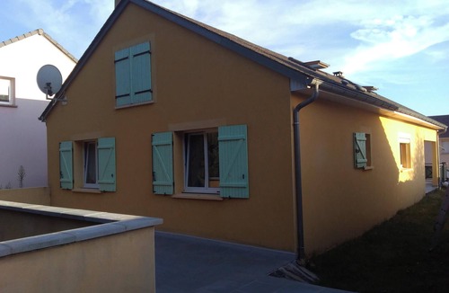 Salles-Curan Apartment | Homerez - Apartment in Salles-Curan